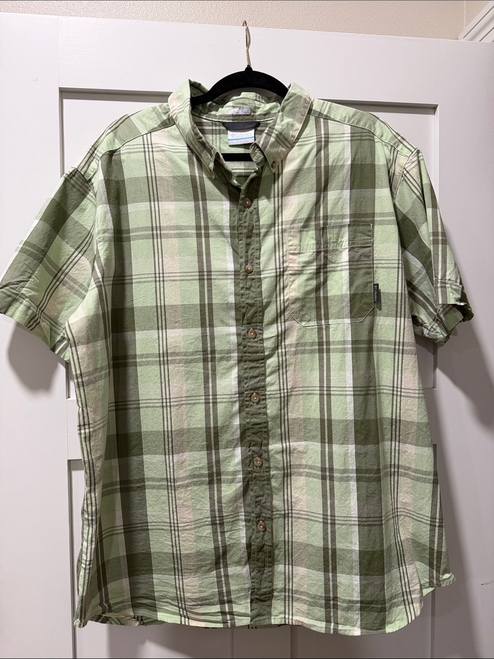 Columbia Light and Olive Green Plaid Short-Sleeve Button-Down